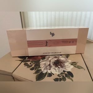 Brand new never opened Lange Le Duo 360 Airflow Styler